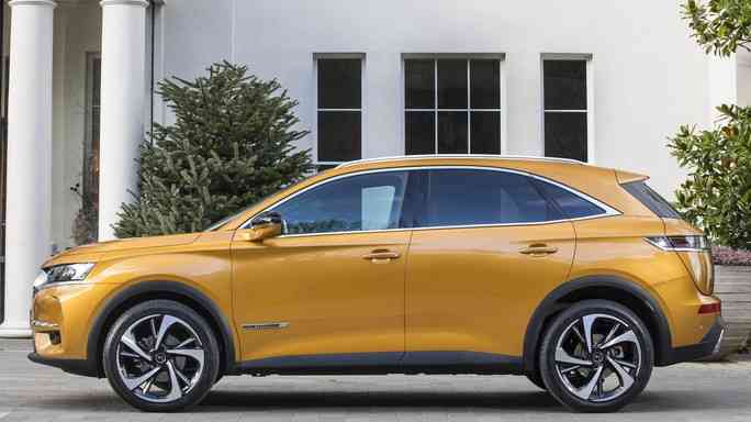 ds-ds7crossback-new-side